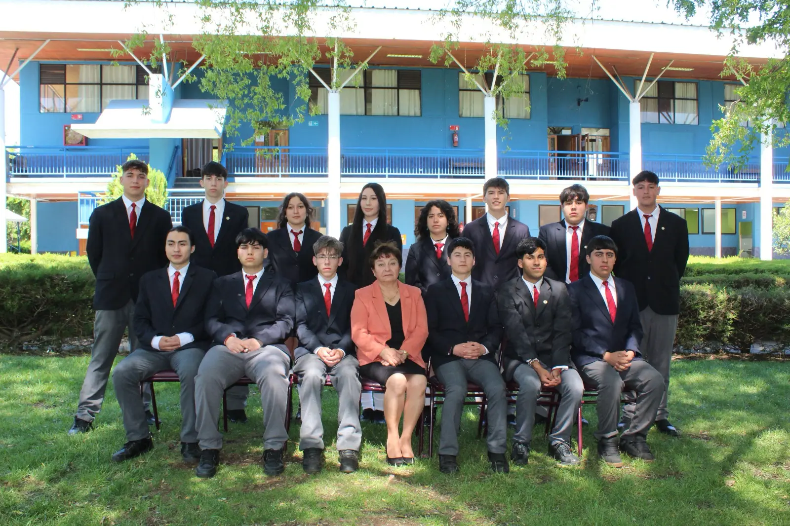 Logo de enseñanza media